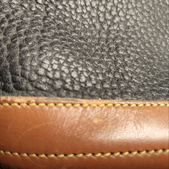 ILove Dooney Bags - Picture 7 of 7